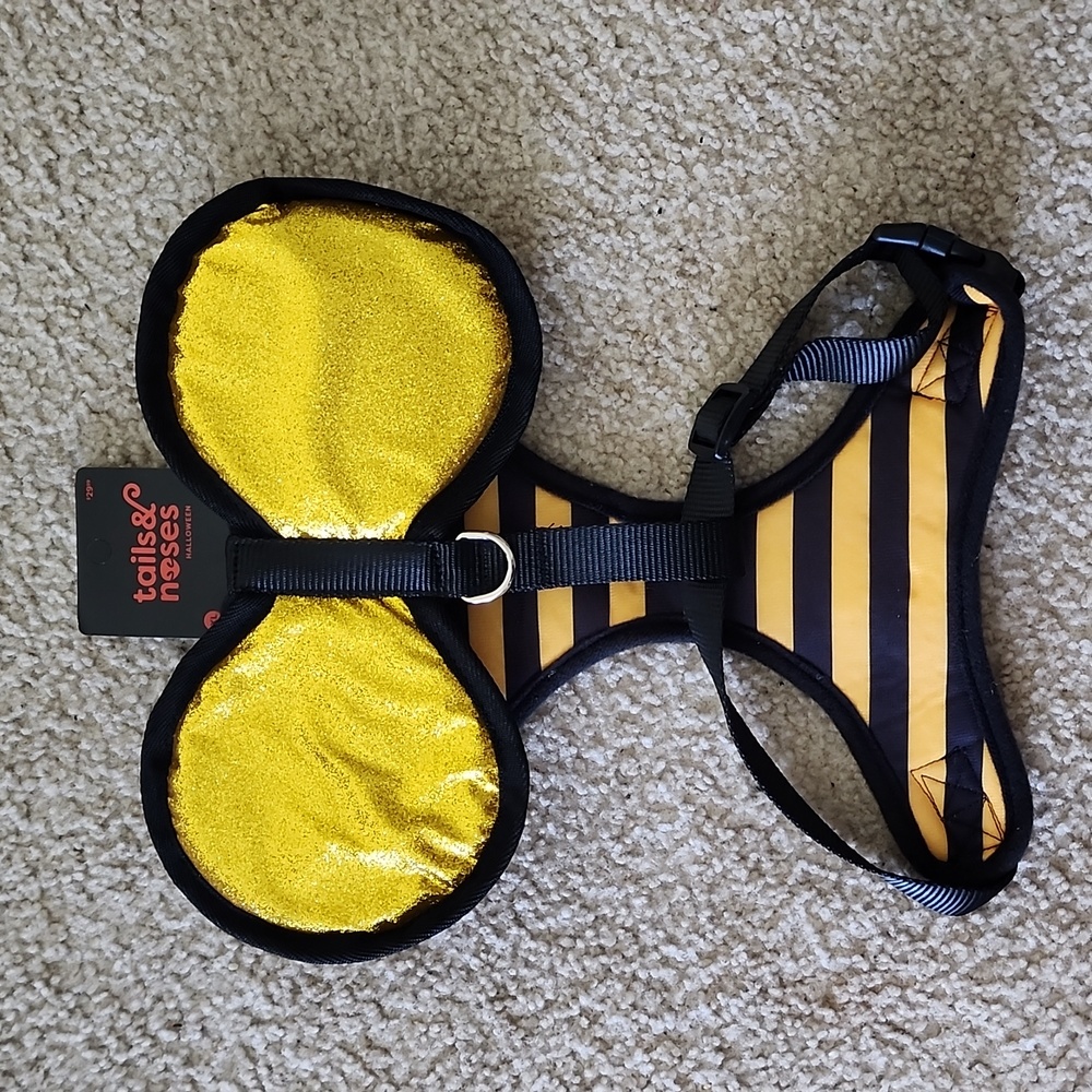 Pet Halloween costume yellow Bee